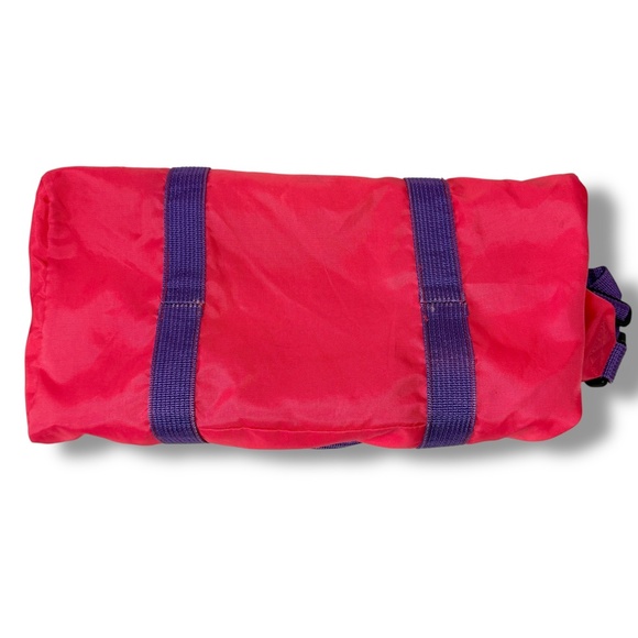 Vintage Nike Women's Athletic Duffle Bag 80s RARE Nylon Embroidered Swoosh - Picture 4 of 12